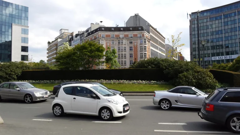 Le rond-point Schuman et ses immeubles de bureaux dans le quartier européen de Bruxelles